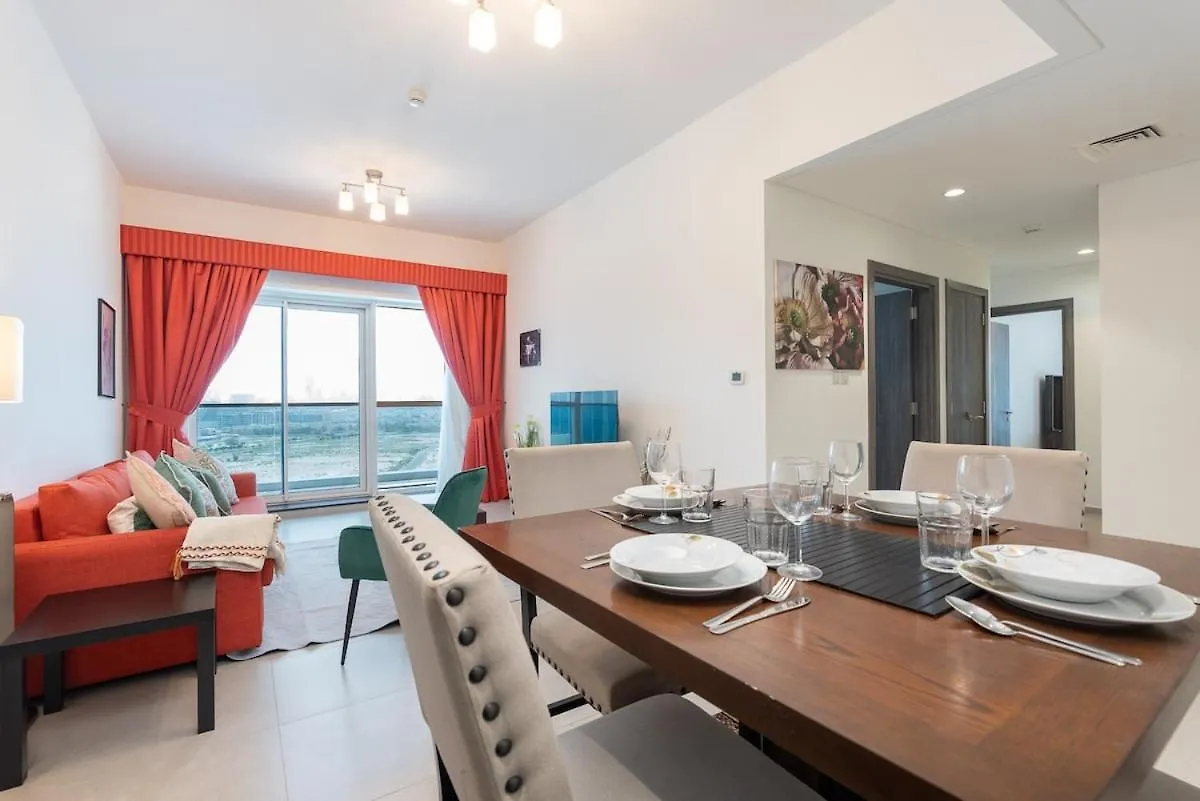 Bright And Warm 2-Bedroom Apartment In Al Barsha Dubai