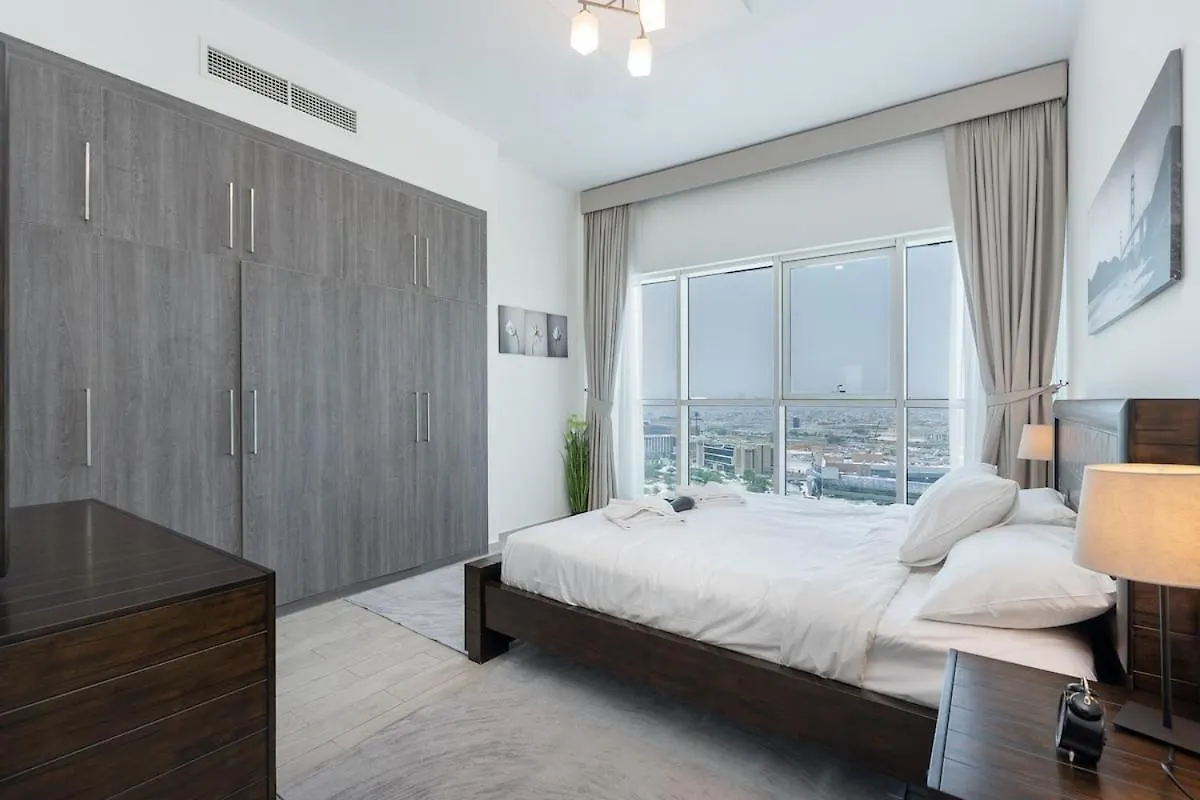 Bright And Warm 2-Bedroom Apartment In Al Barsha Dubai