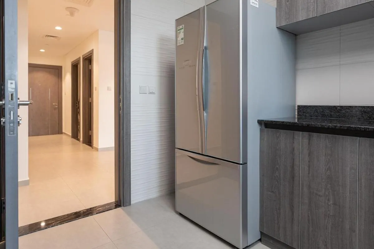 Bright And Warm 2-Bedroom Apartment In Al Barsha Dubai