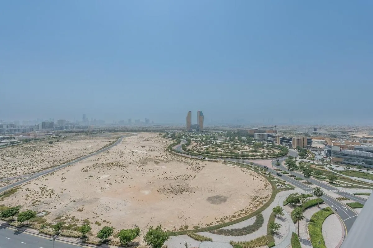 Bright And Warm 2-Bedroom Apartment In Al Barsha Dubai