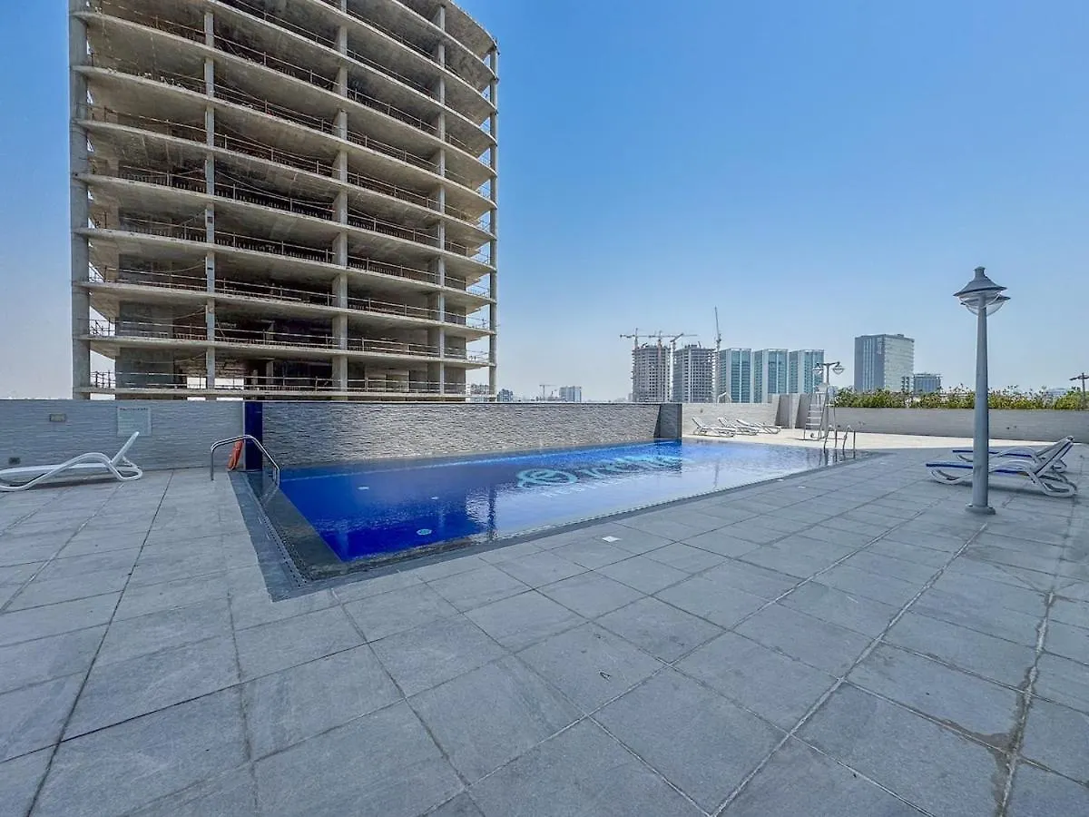 Bright And Warm 2-Bedroom Apartment In Al Barsha Dubai