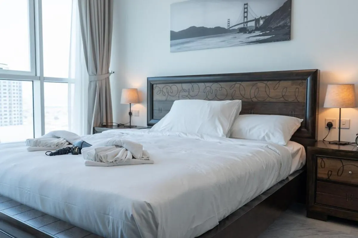 Bright And Warm 2-Bedroom Apartment In Al Barsha Dubai United Arab Emirates