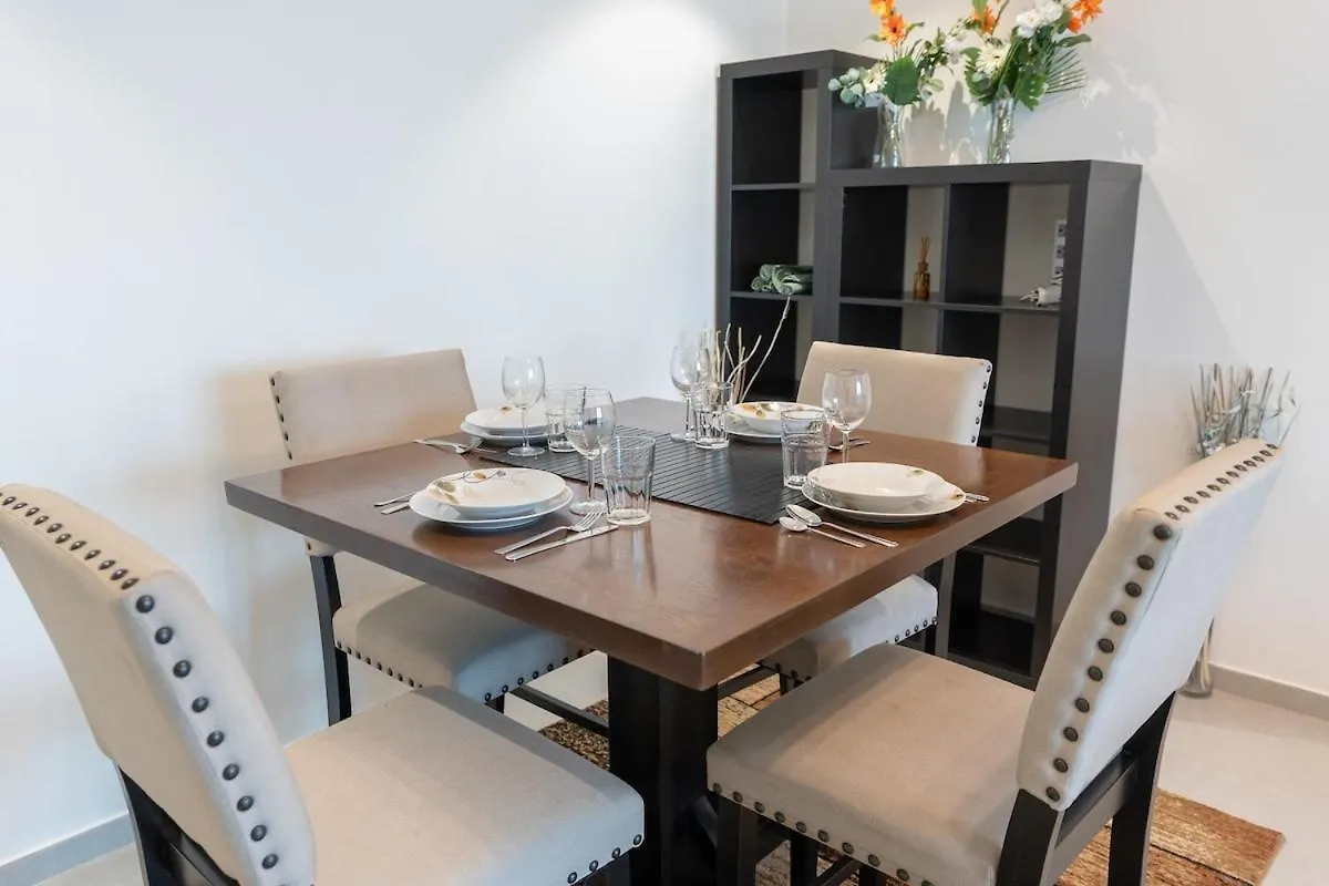 Bright And Warm 2-Bedroom Apartment In Al Barsha Dubai United Arab Emirates