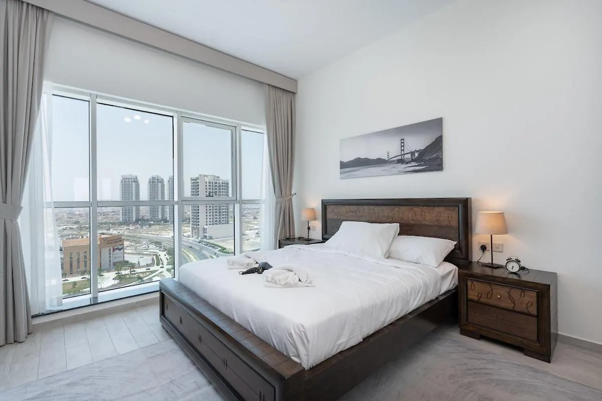 Bright And Warm 2-Bedroom Apartment In Al Barsha Dubai