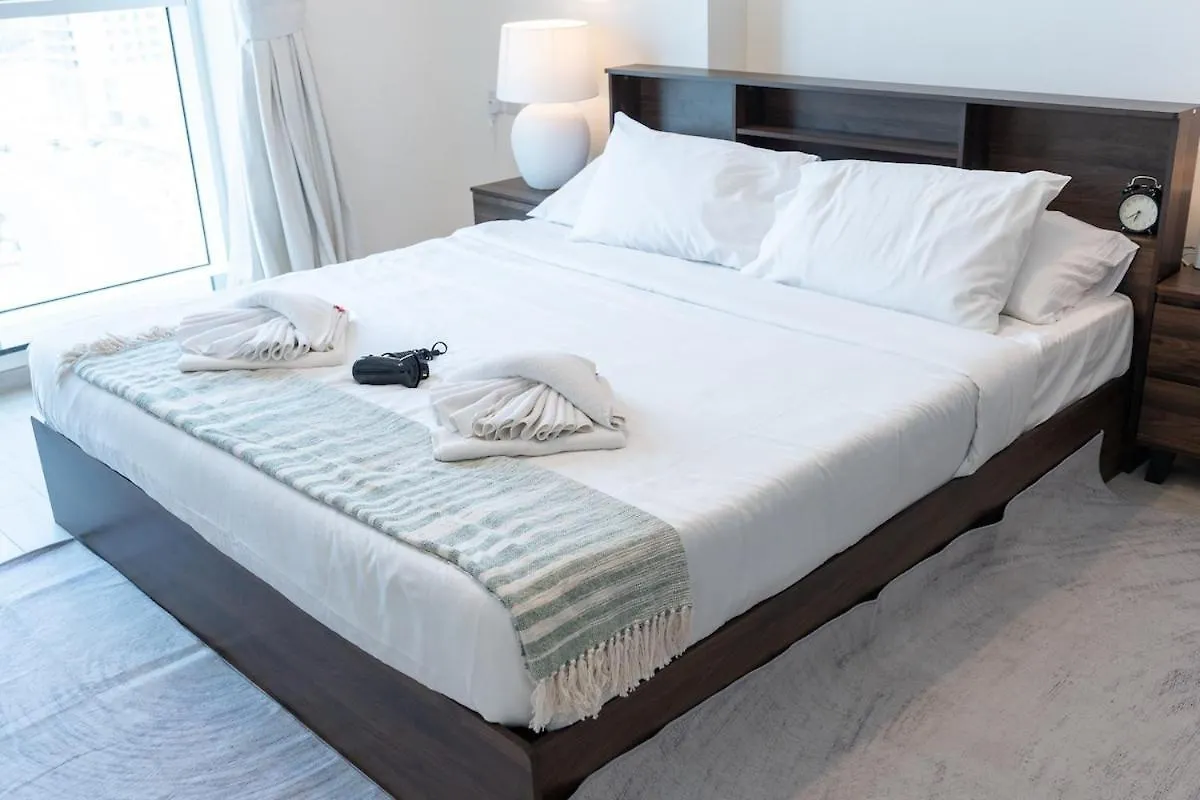 Bright And Warm 2-Bedroom Apartment In Al Barsha Dubai